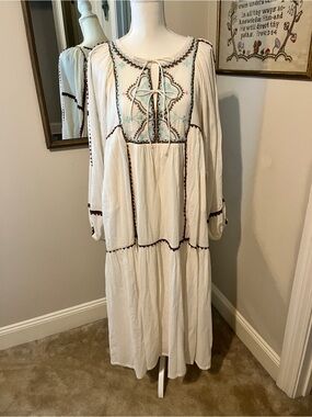 Embroidered off White Boho Maxi Dress with Aqua Accents. Super cute!